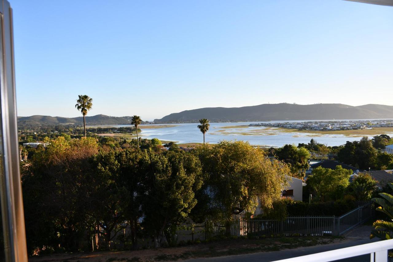 Friendz Guesthouse Knysna Exterior foto