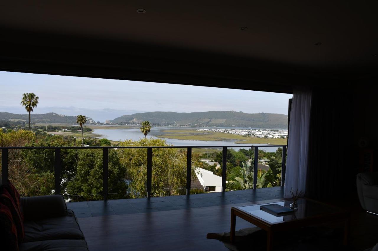 Friendz Guesthouse Knysna Exterior foto