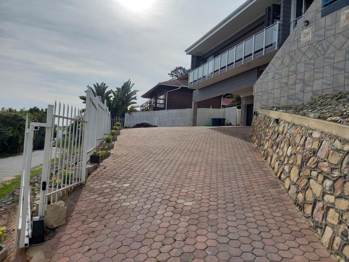 Friendz Guesthouse Knysna Exterior foto