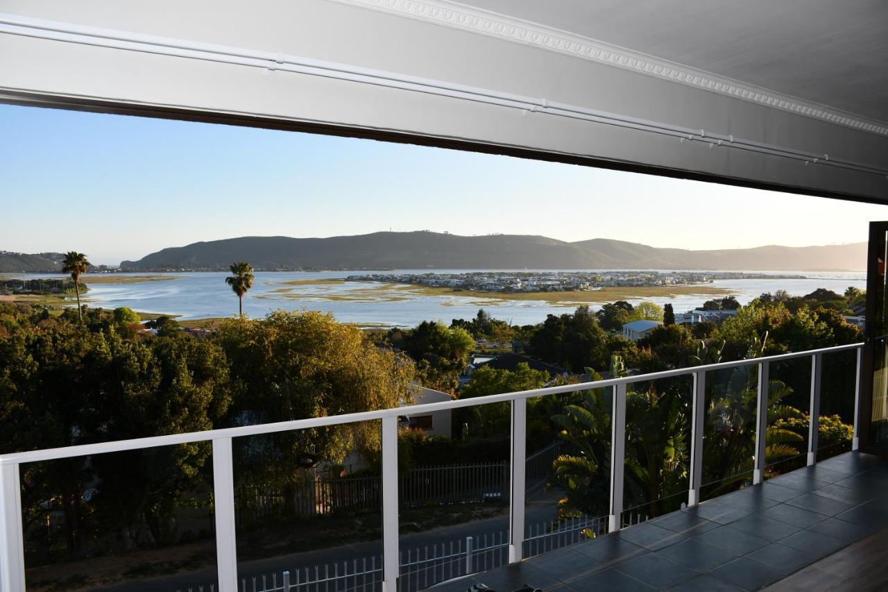 Friendz Guesthouse Knysna Exterior foto