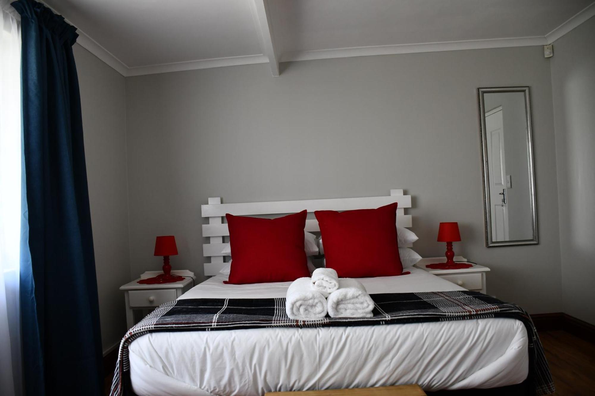 Friendz Guesthouse Knysna Zimmer foto